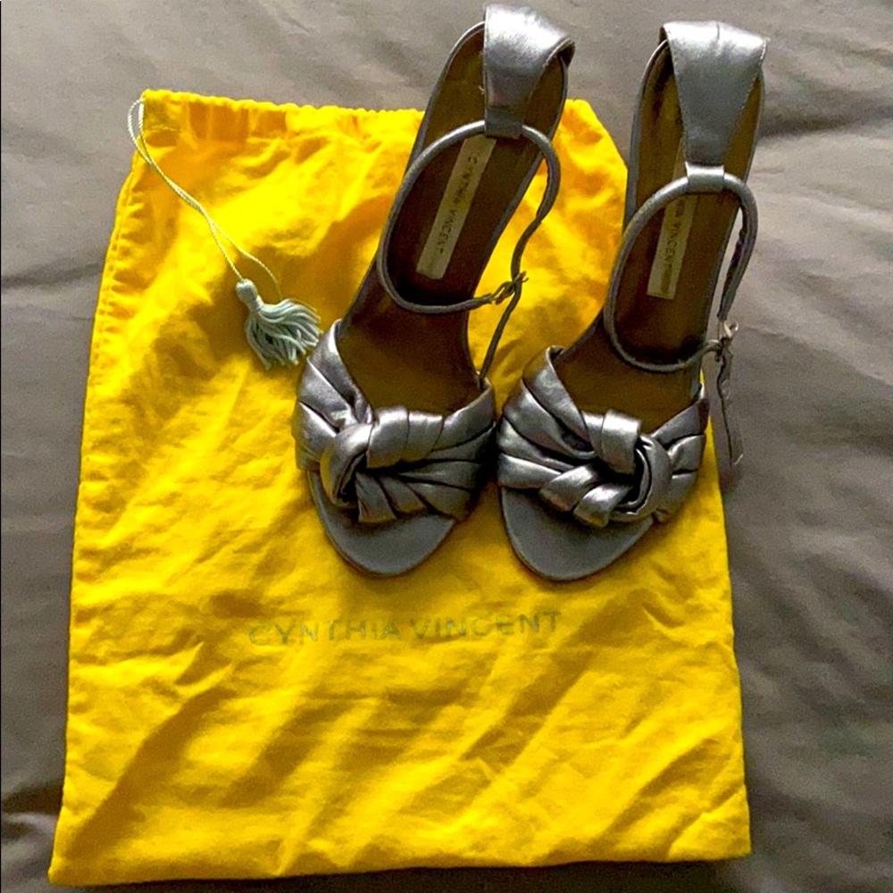 Cynthia Vincent heels